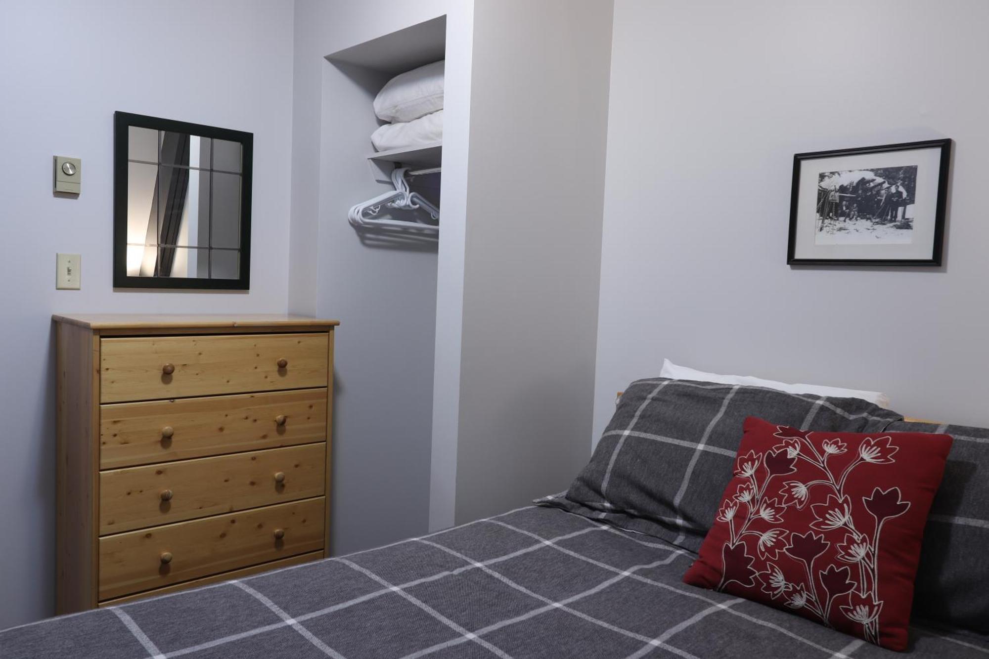 The Pinnacles Suites & Townhomes Силвър Стар Екстериор снимка