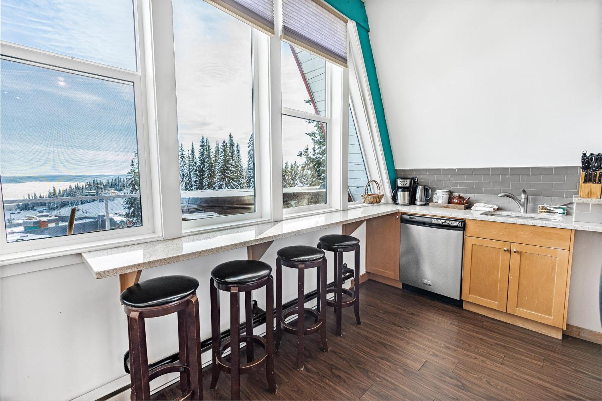 The Pinnacles Suites & Townhomes Силвър Стар Екстериор снимка