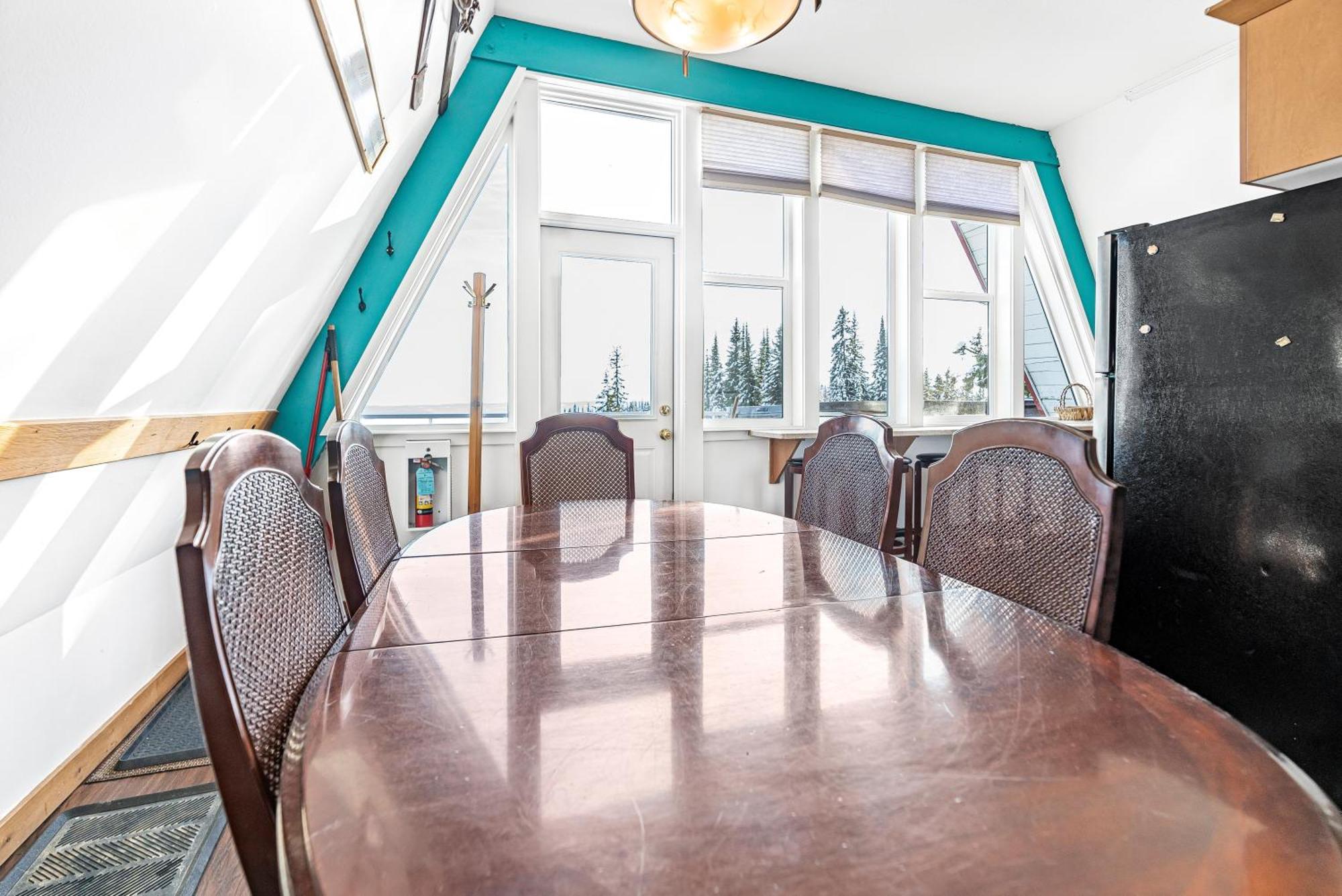 The Pinnacles Suites & Townhomes Силвър Стар Екстериор снимка